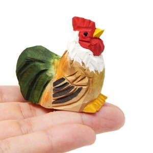 Rooster Figurine Statue Decoration Chicken Farm Barn Wood Bird Home Art Carved Small Animal