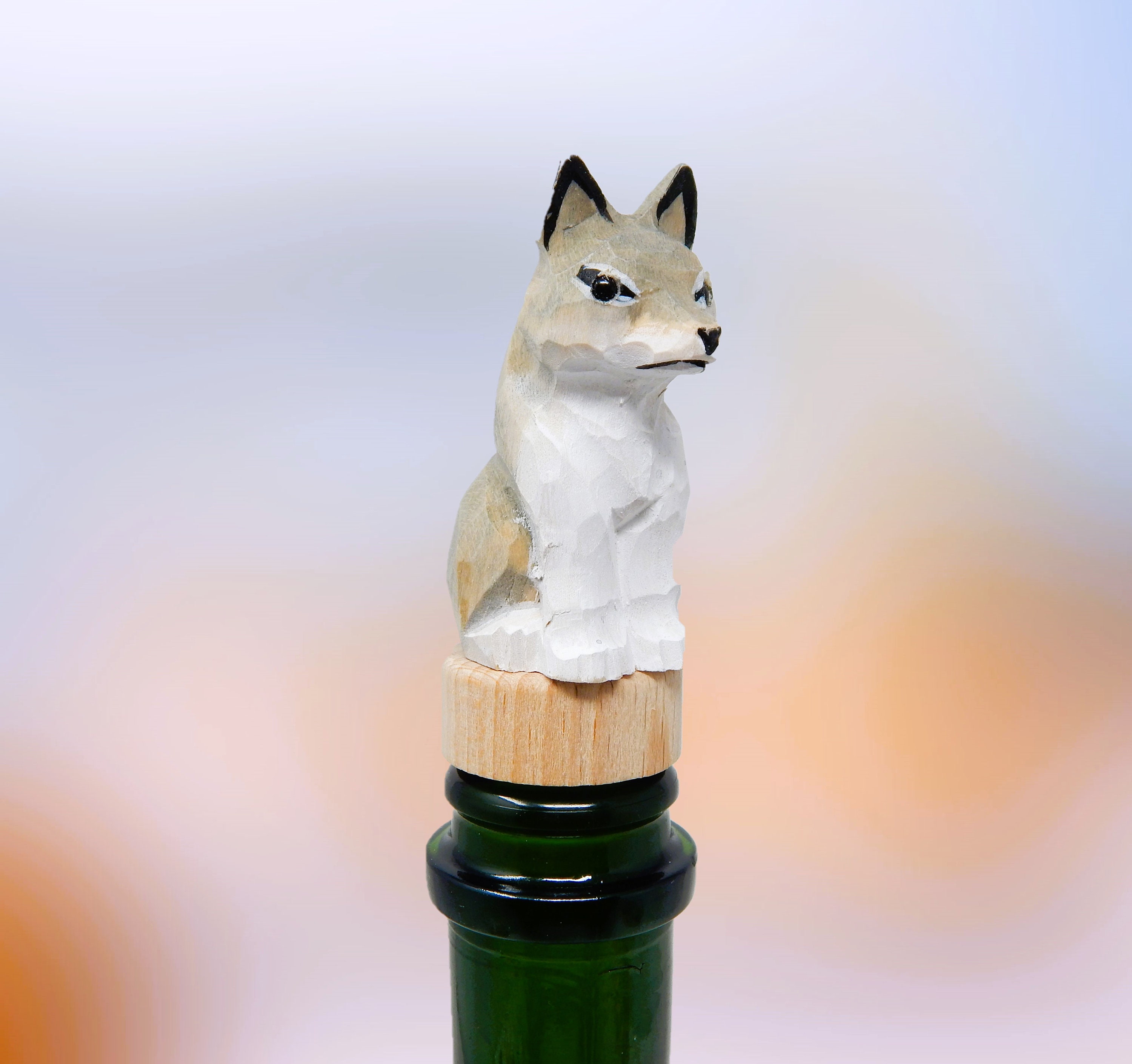 Wolf Wooden Wine Stopper Hand-Carved Rustic Bottle Stopper