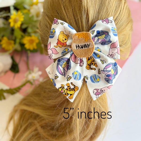 Winnie the Pooh hair bows , piglet hair bows , Pooh birthday , bear hair bows , Pooh inspired outfit