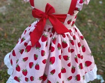 Strawberry dress for girl, girls pink dress with strawberry print,summer dress for toddlers, strawberry birthday party, one berry birthday