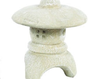 Solid Rock Stoneworks Shikoku Lantern- Desert Sand