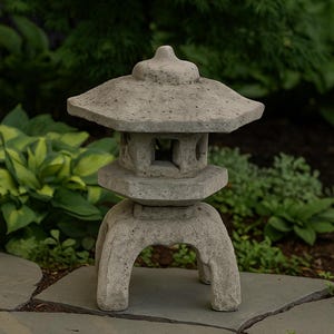 Solid Rock Stoneworks 3 Piece Japanese Lantern- Pre Aged