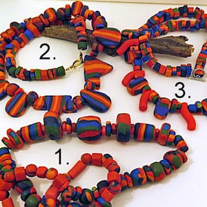 Collana fatta a mano in pasta polimerica a strisce: perline tribali spesse