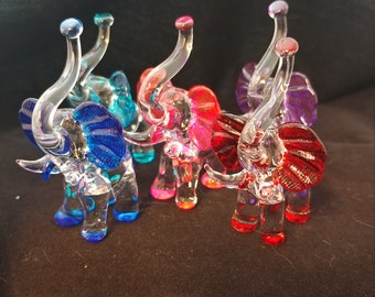 Set of 2 Small Elephants