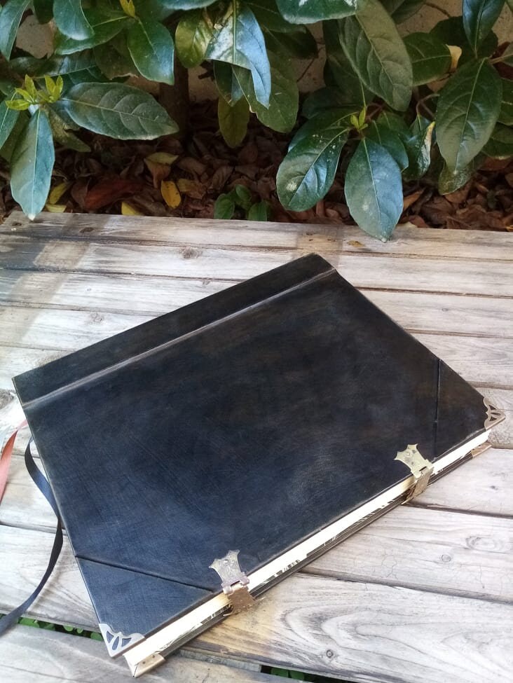 Grimoire ANCIENT TOME Blank Book of Shadows-great Size 11 X