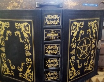 Beauchamp Grimoire - Witches of east end-  NEW MODEL book of shadows-wicca-REFILLABLE- blank pages, grimoire