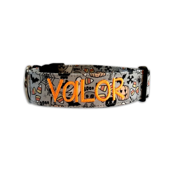 Dog Collar, Embroidered Dog Collar, Personalized Dog Collar, Halloween Collar, Custom Dog collar, Halloween Dog Collar, Engraved Collar