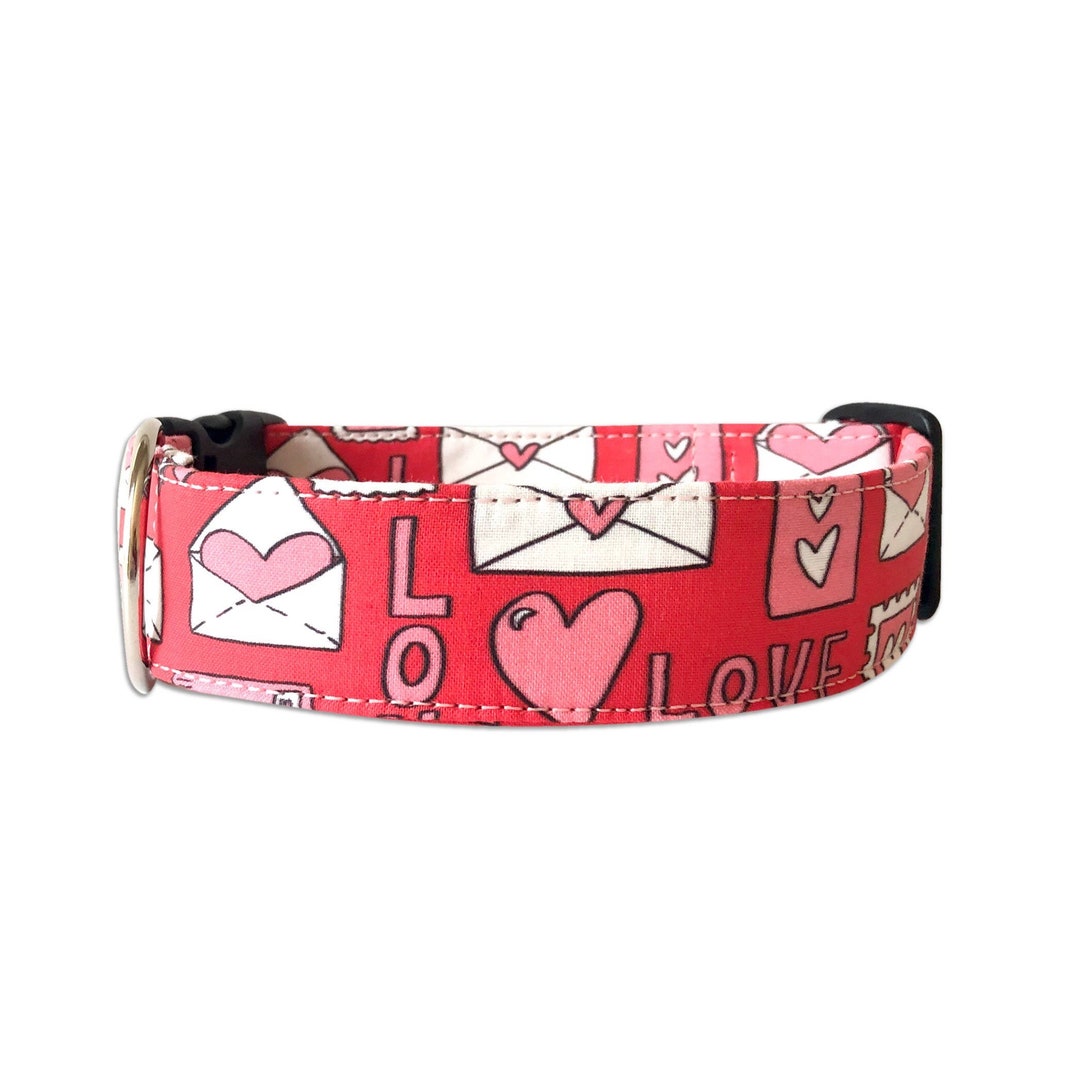 Valentines Dog Collar, Embroidered Dog Collar, Personalized Dog Collar, Heart Dog Collar, Pink