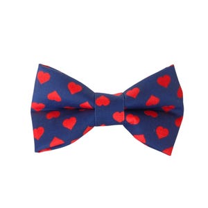 Valentine&#39;s Day Dog Collar Bow Tie