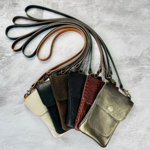 Leather Crossbody Smartphone Bag, IPhone Travel Purse, Customize Strap Length