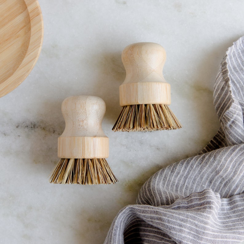 Earth Ahead Pot Scrubber Brush - Thumbnail 2