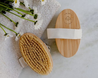 Agave Body Brush - Coarse Bristles | Vegan, Eco Friendly, Sisal Bath / Dry / Foot / Nail Brush (Strong Exfoliation)