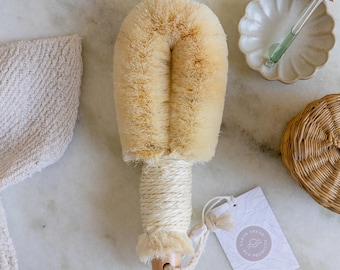 Exfoliating Dry Brush With Handle | Eco-Friendly, Vegan Dry Body Brush for Lymphatic Drainage Before Shower