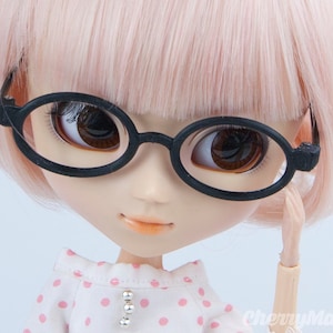 Oval glasses for Pullip doll image 1