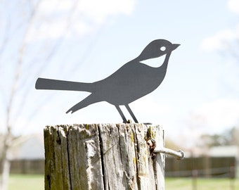 Metal Bird Statue - Mockingbird / Robin |  bird watcher garden gift bird art rustic outdoor decor