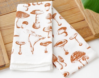 Mushroom Pattern Tea Towel  |  cottagecore towel mushroom flour sack tea towel kitchen dish towel garden reusable paper towel