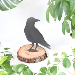 Crow Statue  |   metal bird watcher garden gift rustic outdoor art