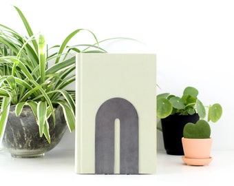 Metal Arch Bookend  |  home office organizer industrial bookend modern bookend farmhouse bookend industrial office decor book storage