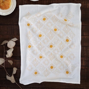 Sundance Pattern Tea Towel yellow hand towel flour sack kitchen dish towel image 4