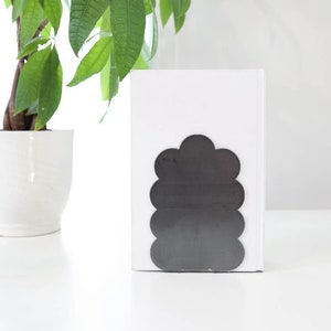 Wavy Arch Bookend  |  modern library book lover decor bookcase organization home decor book shelf