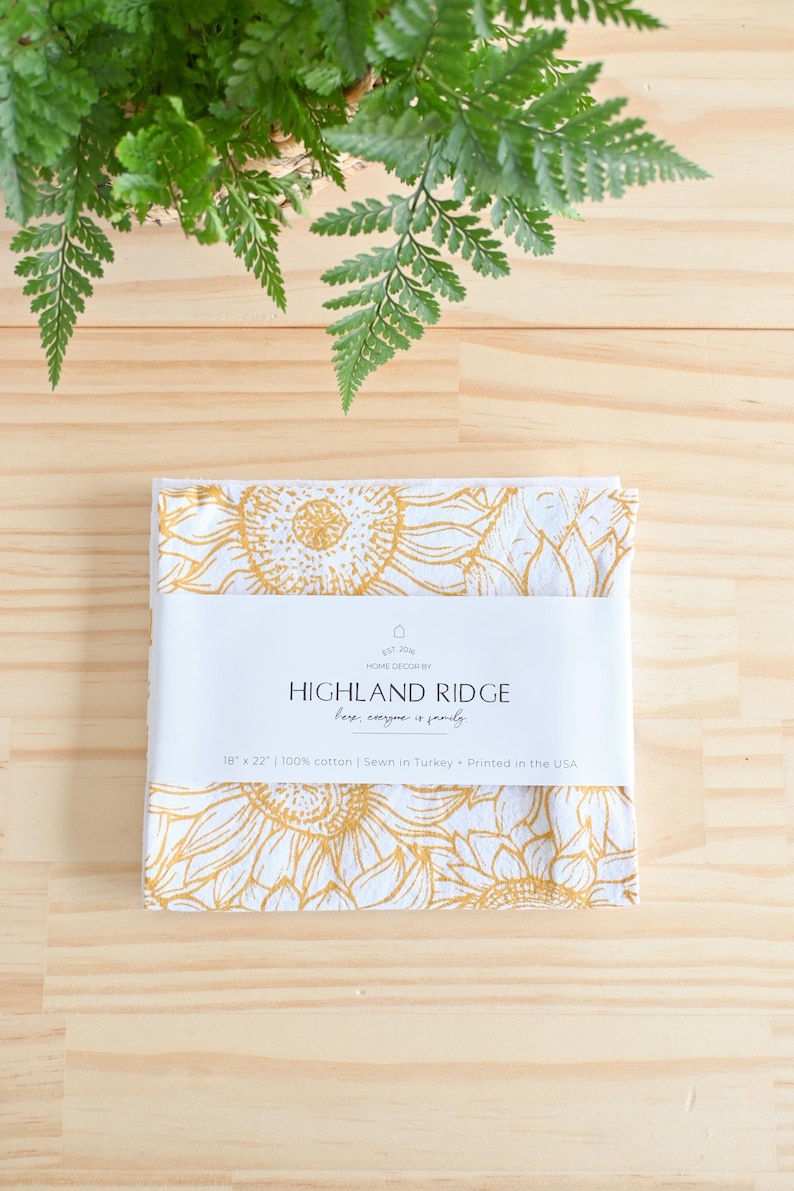 HighlandRidgeRustics Sunflower Garden Tea Towel - Thumbnail 5