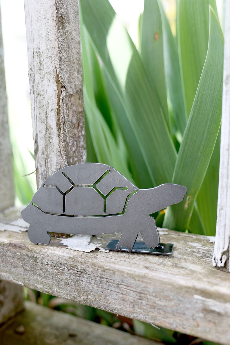 Steel Turtle statue for outdoor garden decor