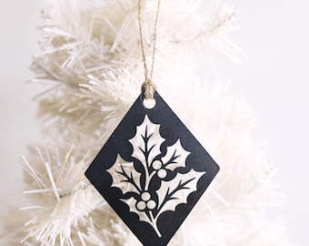 Holly Diamond Christmas Tree Ornament | Metal Holiday Decoration Vintage Christmas Gift Rustic Farmhouse Home Decor Christmas Tree Ornament