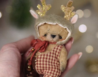 Artist little teddy bear, stuffed memory bear figurine for gift