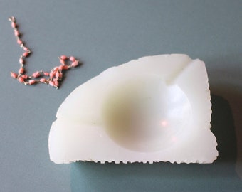 Cenicero asimétrico - cenicero blanco - piedra falsa - quemador de incienso - palo santo - cenicero pesado - plato de piedra - plato blanco - orgánico