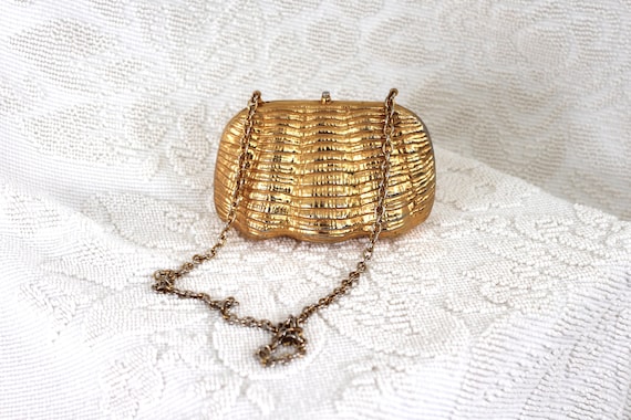 The Elaine Shop Gold shell clasp bag - Clam purse… - image 1