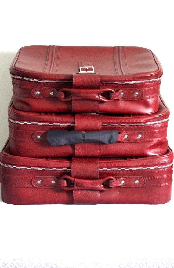 Set of 3 Red Suitcase - nesting suitcases - New V… - image 9