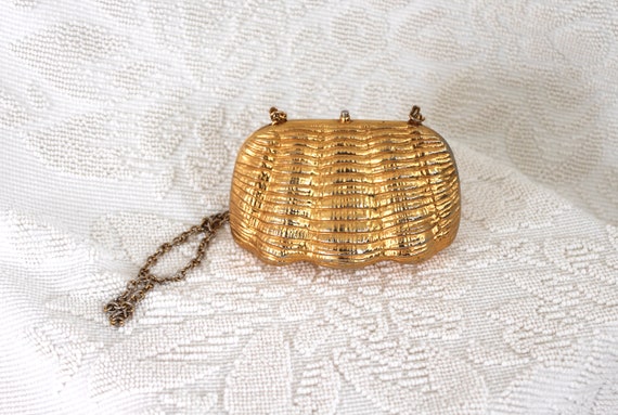 The Elaine Shop Gold shell clasp bag - Clam purse… - image 5