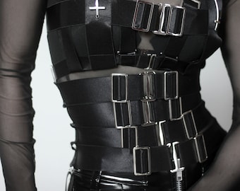 Elastic waist cincher belt in black satin with garters