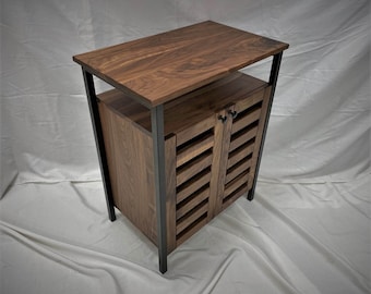 Brittain XL Industrial Side Table / Minimalist End Table / Solid Hardwood