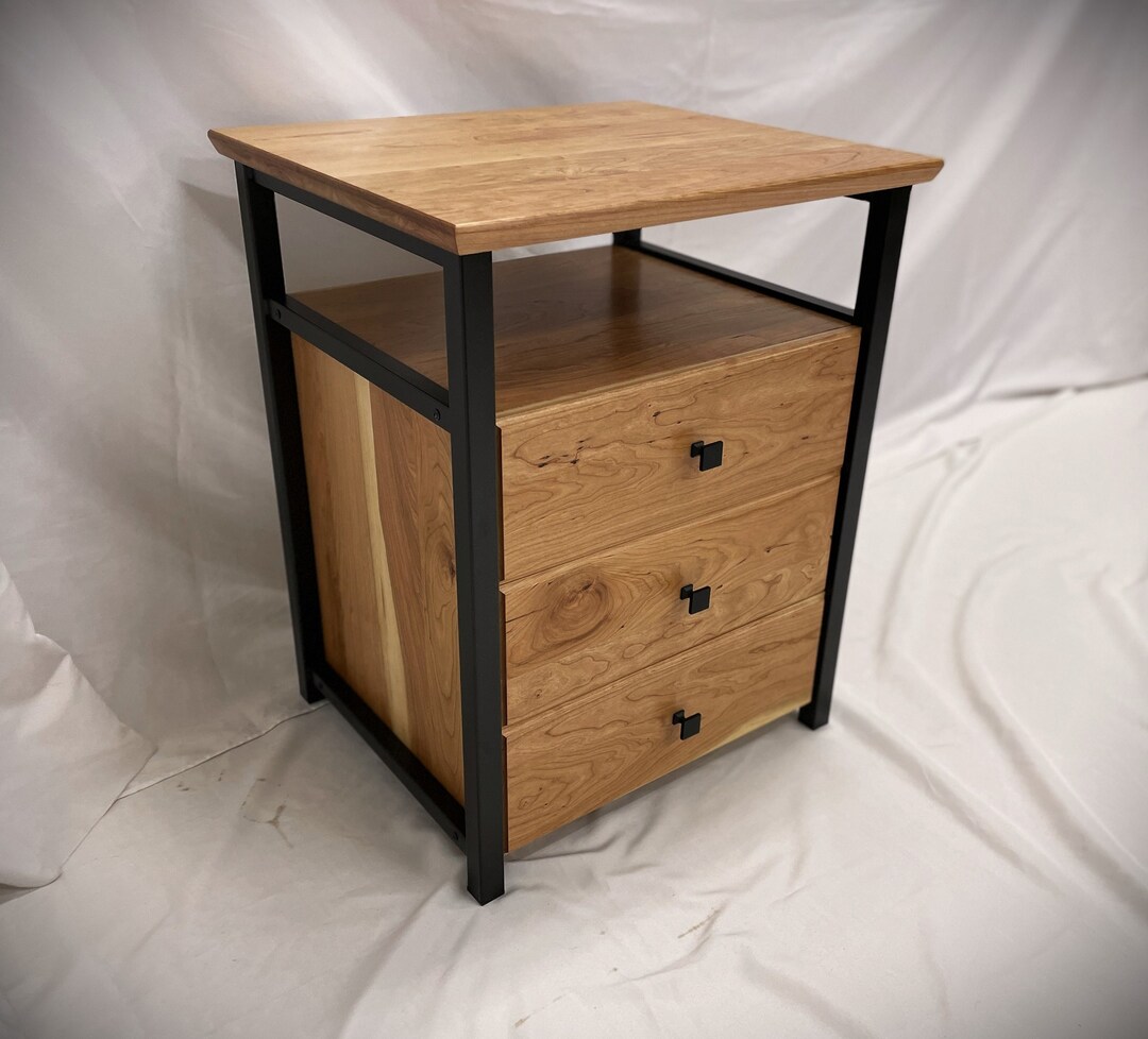 Rockford Accessory Table / Side Table / Wood & Metal End Table ...