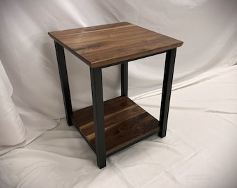 Thornton Industrial Side Table / Wood & Metal Minimalist End Table / Hardwood Nightstand
