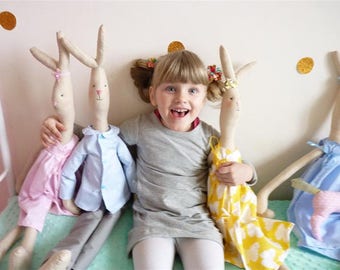 Bunny rabbit jouet pour enfants, Bunny Softie, Lapin neutre, Lapin en coton doux, Lapin mignon, Pâques, Jouet lapin fait à la main, animal en peluche, poupée