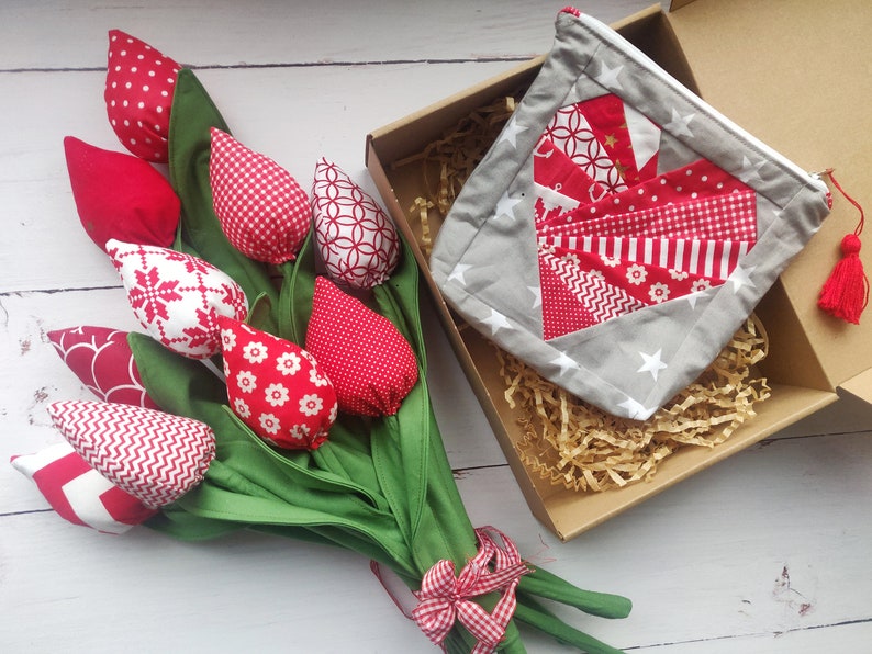 Bolsa con cremallera de San Valentín, bolsa con cremallera de patchwork, corazón, regalo de San Valentín, mini edredón, bolsa con cremallera imagen 2