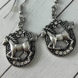Horse Earrings,Horse Lover Gift,Equidae,Horse Jewelry,Horse Trainer,Equestrian Gift,Horses,Horse Racer,Female Jockey,Horse Shoe Earrings