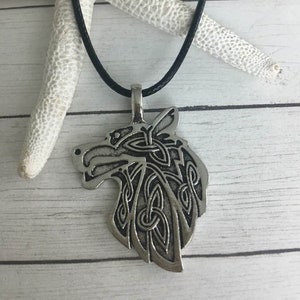 Wolf Necklace,Wolf Amulet Necklace,Wolf Pendant Necklace,Coyote Necklace,Antique Silver Wolf Necklace,Wolves,Wolf Jewelry,Jackal,Wole,Canis