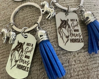 Just a Girl Who Loves Horses Keychain,Horse Lover,Horses,Horse Keyring,Horse Mom,Horse Keyfob,Stainless Steel Horse Gift,Equestrian,Equidae