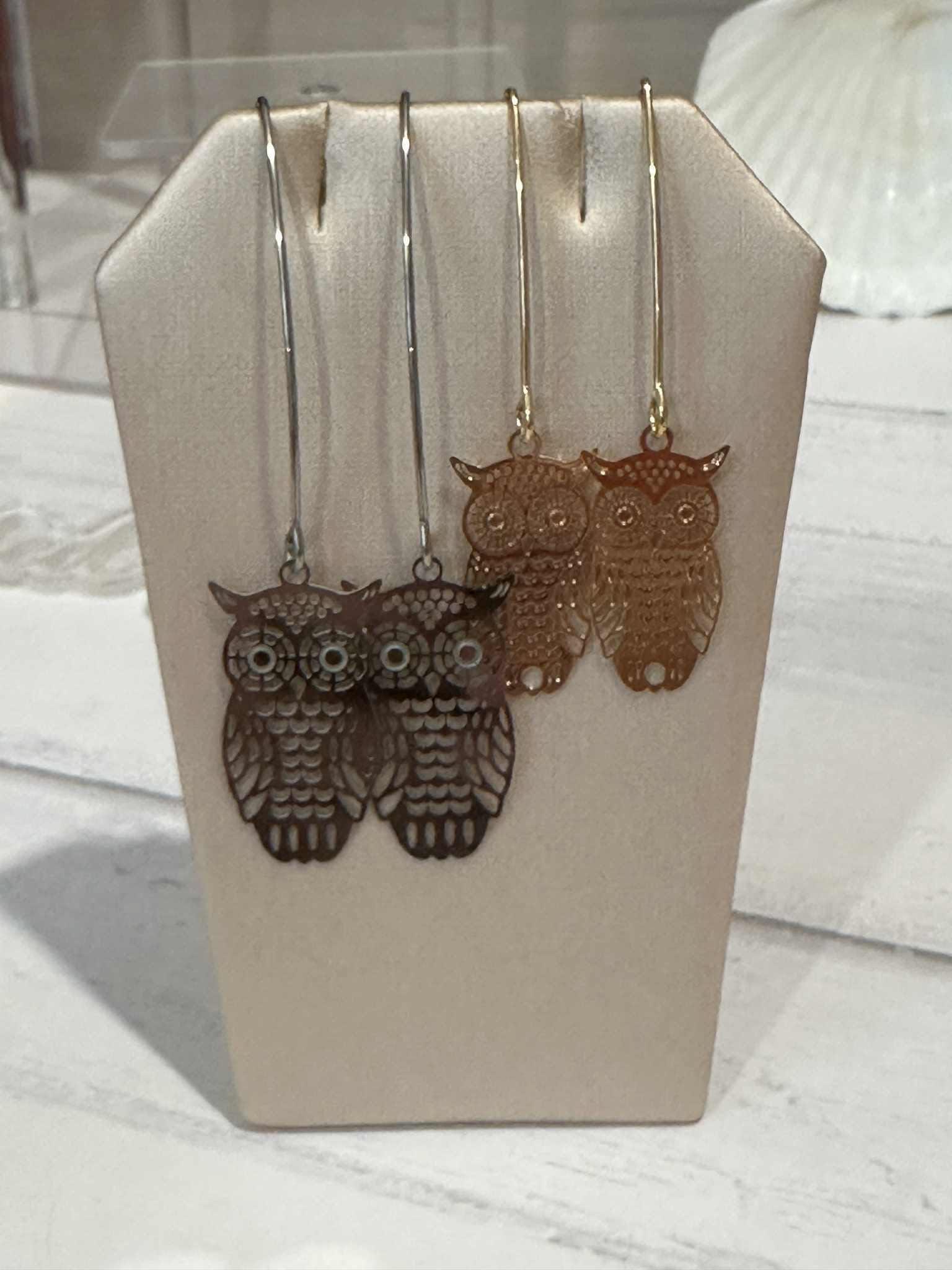Filigree Gold Owl Earrings,Lightweight Owl Earrings,Owl Lovers Gift,Owl Jewelry,Woodland Jewelry,Owl
