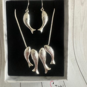 Fish Charm Necklace Set,Fish OF the Day Necklace,Fish Earrings,Coastal Jewelry Set,Hanging Fishes,Sea  Jewelry,Beach Jewelry,Fish Jewelry
