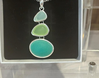 Sea Glass Dangle Necklace,Beach Glass Jewelry, Seaglass Pendant,Coastal Jewelry,Beach Lovers,Statement Jewelry,Bold