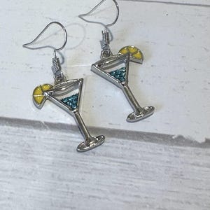 Cocktail Earrings,Drink Earrings,Bartender Earrings,HappyHour,Cocktails,Drinking,Booze,Gift for her,Martini,Alcohol,Dangle Cocktail Earrings