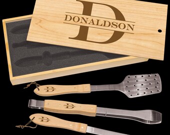 3-Piece Laser Engraved BBQ Set – Pine & Maple Case, Oak Handles