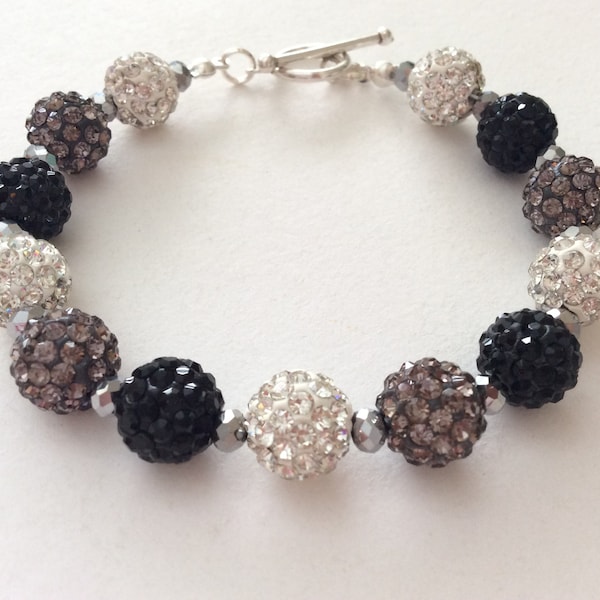 Bracelet de perles de perles de perles de cristal de glace blanche, noire et fumée grise de Shamballa