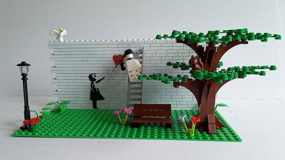 Lego© Banksy - Girl and heart shaped balloon-  Street art scene - hand built and sprayed.