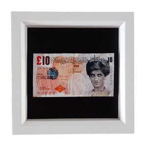 Banksy - Di Faced Tenner Framed - Giclée Print on 310gsm fine art Paper