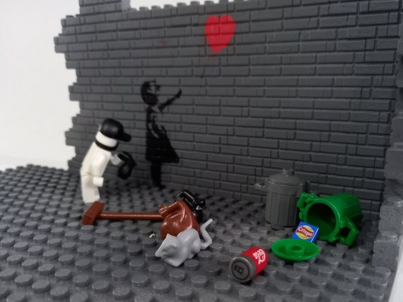 Lego© Banksy - Girl and heart shaped balloon-  Street art scene - hand built and sprayed.